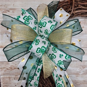 St Patricks Day Bow for Wreath, Shamrock Wreath Bow, St Patricks Day Decor, Lantern Bow, Green Bow, Spring Bow, Shamrock Decorations