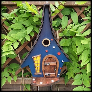 Born in the USA bird house/birdhouses/handmade/Garden art/bird houses/bird house