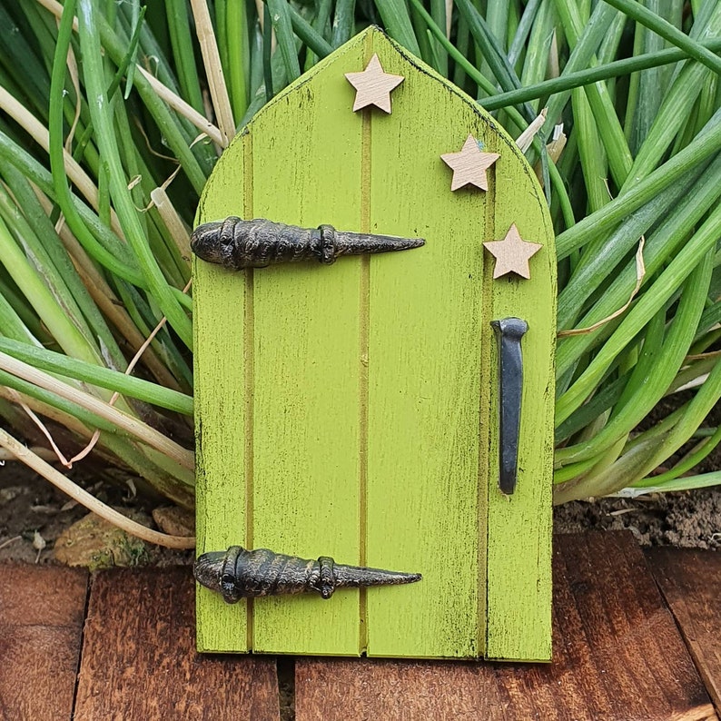 The Goblin fairy door/customizable colour choice. Lime green