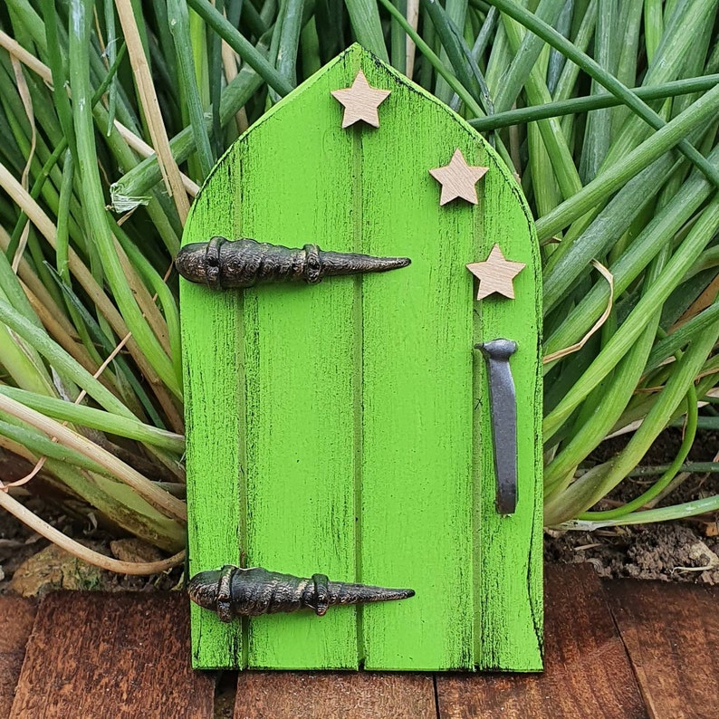 The Goblin fairy door/customizable colour choice. Goblin green