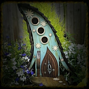 3 Witches birdhouse /birdhouse handmade/birdhouses /Garden art/bird houses