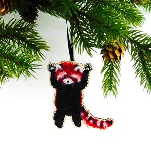 Pack Red Panda Wooden Hanging Decoration - Eco Christmas Bauble