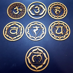 7 Chakras en Bois. 9cm