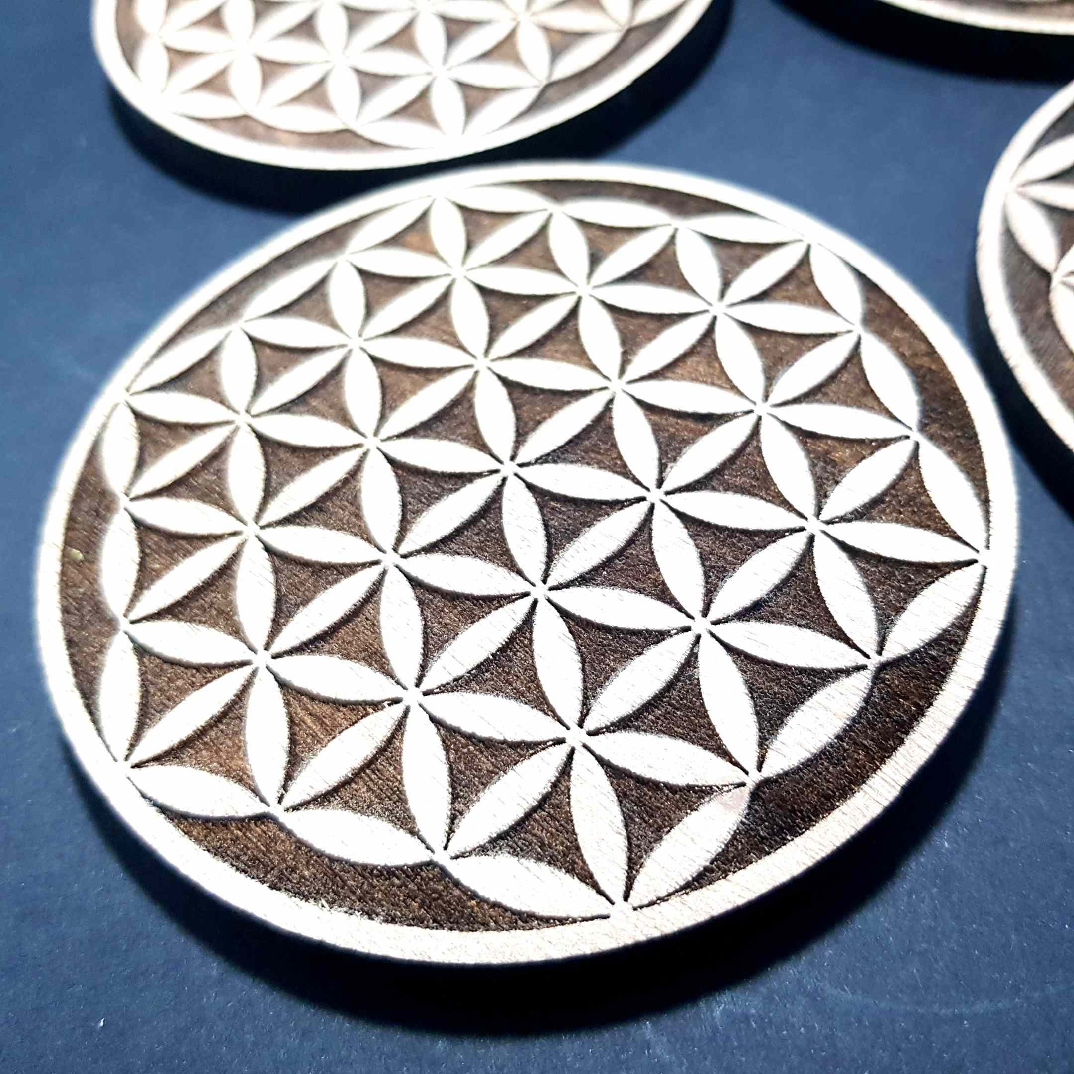 Plateau Fleur de Vie en Bois | Noyer Pour Orgonite ou Pierre | 10cm