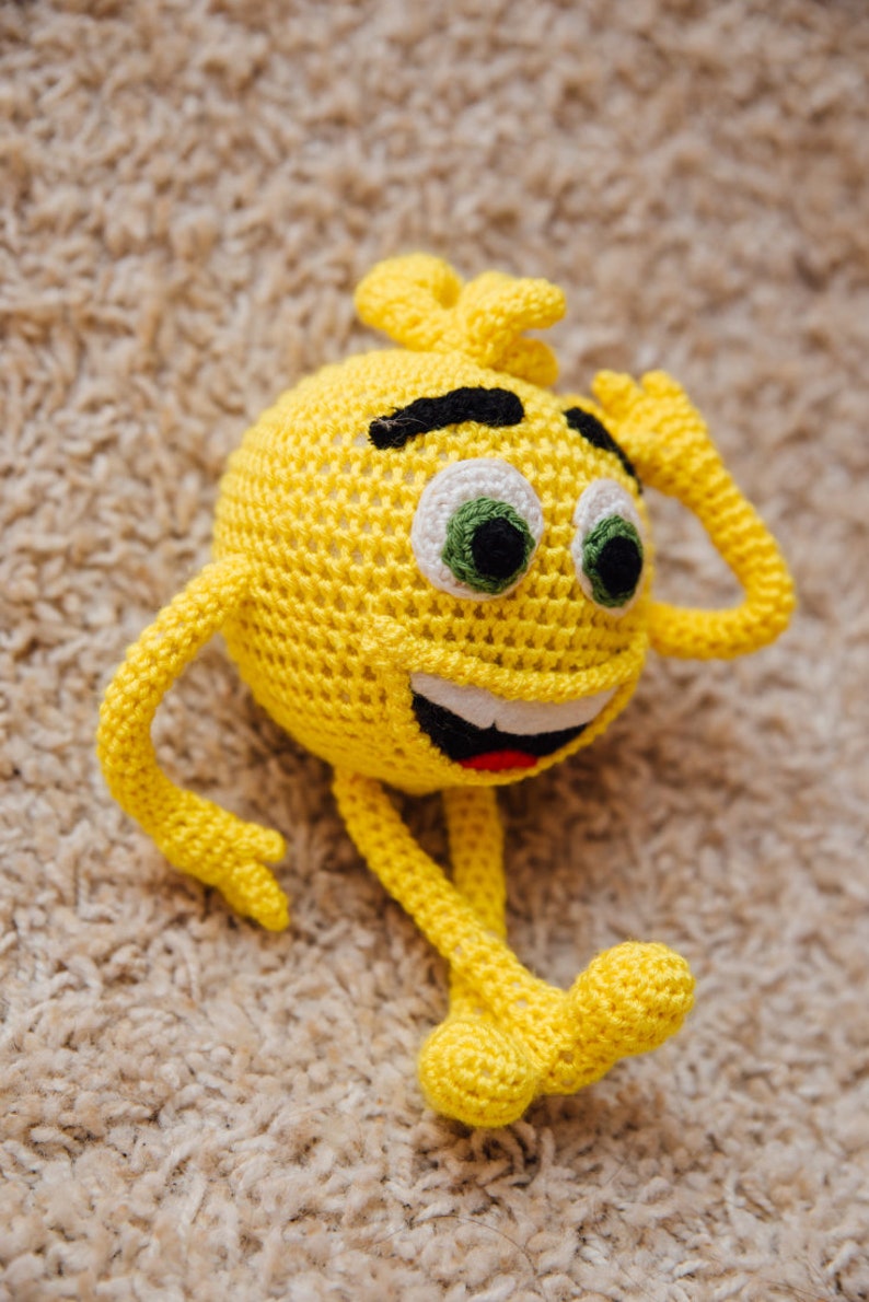 Emotion Emoji smile face Toy amigurumi Crochet pattern image 7