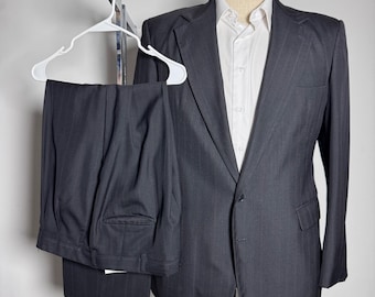Haggar 2-Piece Suit Mens 42R 36x28 Charcoal Gray Pinstripe Imperial Gentleman