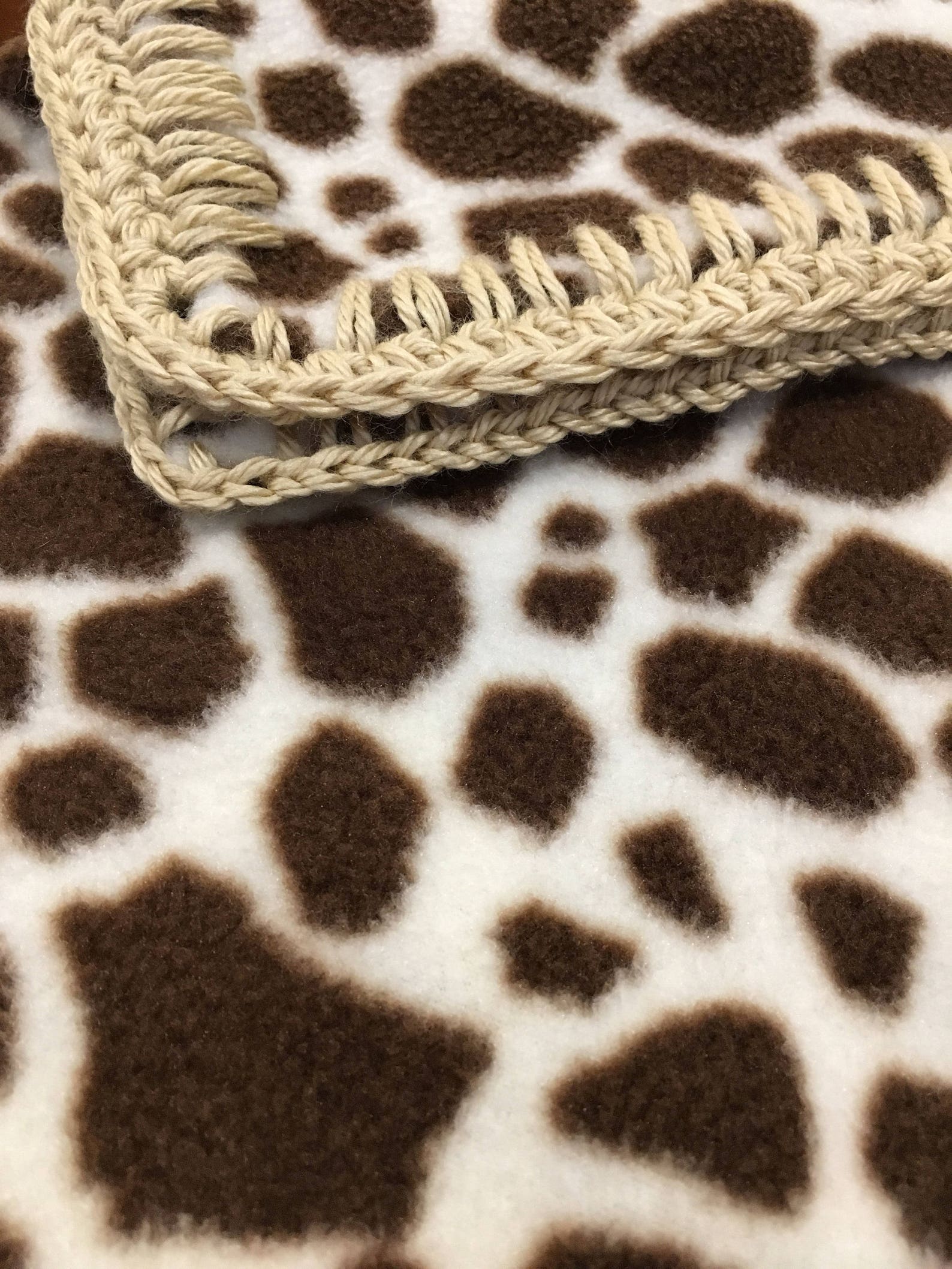 Giraffe Print Baby Blanket / Soft Giraffe Print Fleece Blanket Etsy