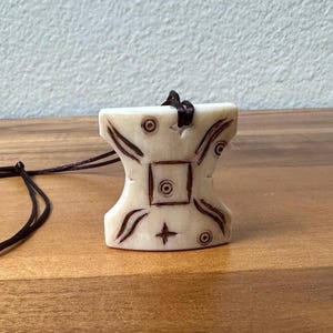 Padme Queen Amidala Jabor Snippet Necklace