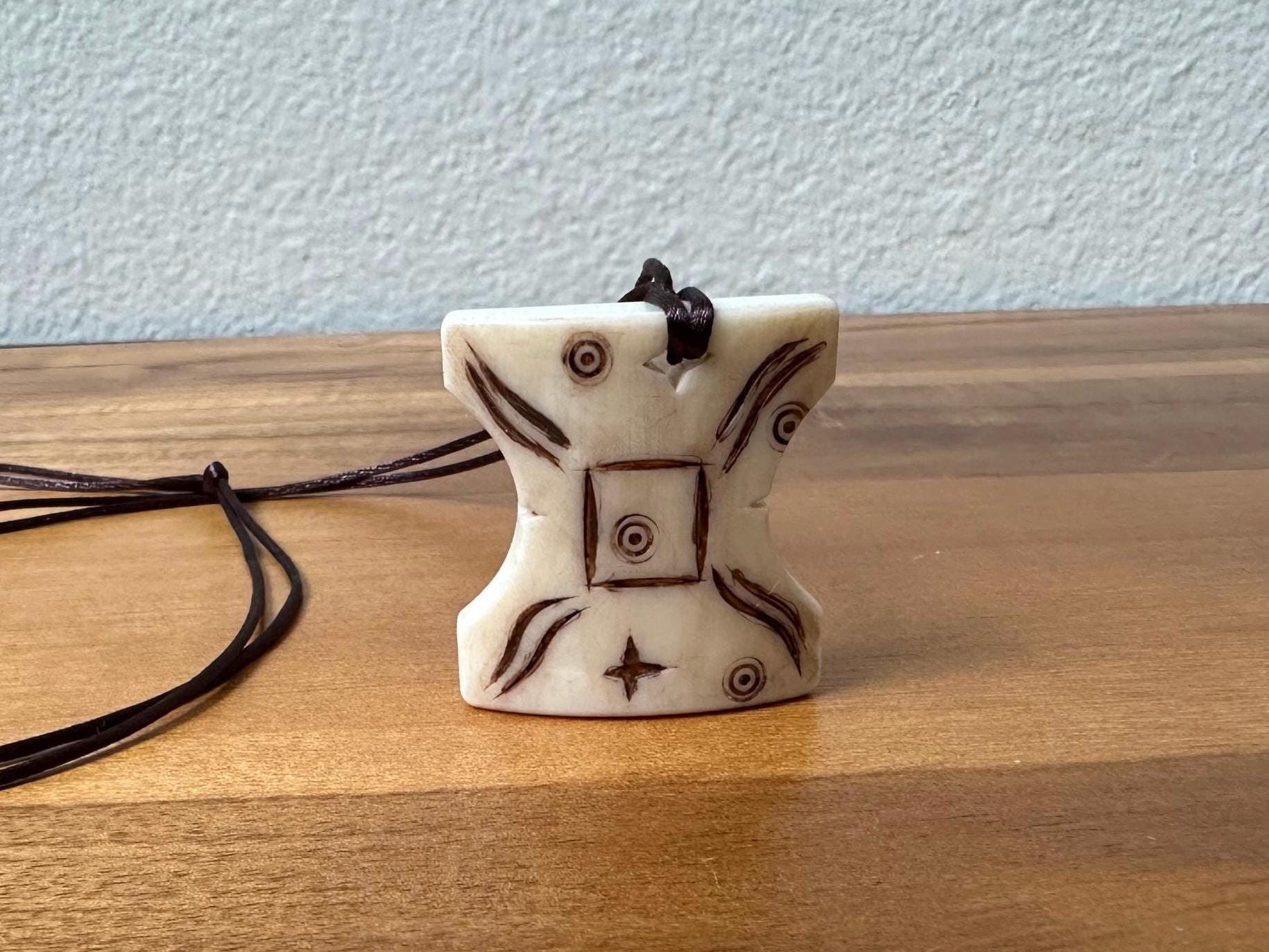 Padme Queen Amidala Jabor Snippet Necklace