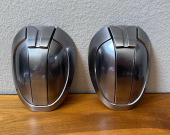 Lady Mighty Thor Knee Pads Armor 3D Print Printed Resin