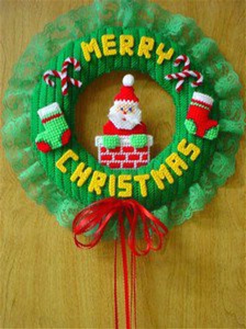 Merry Christmas Santa Door Wreath Plastic Canvas Pattern image 3