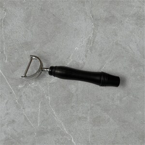 Fruit & Vegetable Peeler