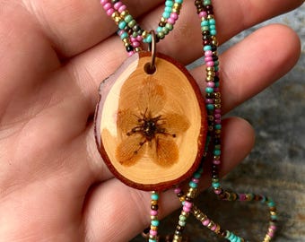 Boho Seed Bead Necklace with Wood Resin Pendant, Multicolored, Colorful Beaded Choker, Turquoise and Purple, Natural, Botanical Jewelry