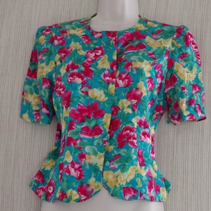 Papell Petites Vintage Silk Blue Yellov Red Floral Short Sleeve Button Top Size:10P