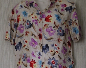 Vintage TESS Silk Floral Short Sleeve Padded Shoulder Oversized Women Button Down Blouse Shirt Size:M