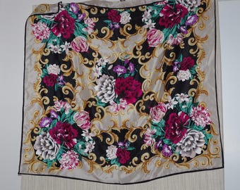 Sciarpa di seta floreale Oscar de la Renta - Nero, Oro, Viola 31' x 31"