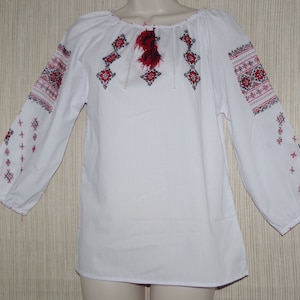 Ukrainian VYSHYVANKA White Red Black Handmade Oversized needlepoint Blouse Women Size:S