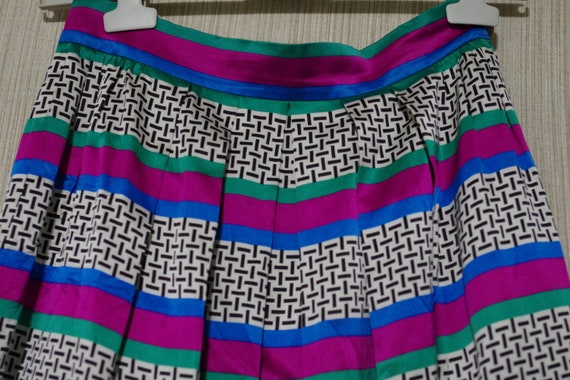 Lloyd Williams Multi Color Silk Pleated Vintage St
