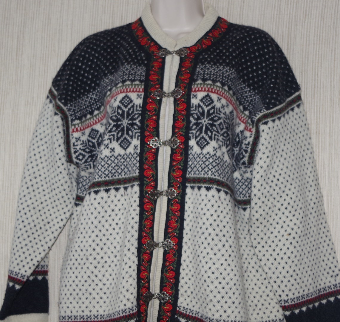 Vintage Squaw Valley Wool Metal Button Slouchy Cozy Cardigan Sweater Size:M, photo 1 of 3