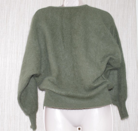 MOK HWA Fashion Angora Green Floral Embroidered Women Sweater Pullover Size: M View 4