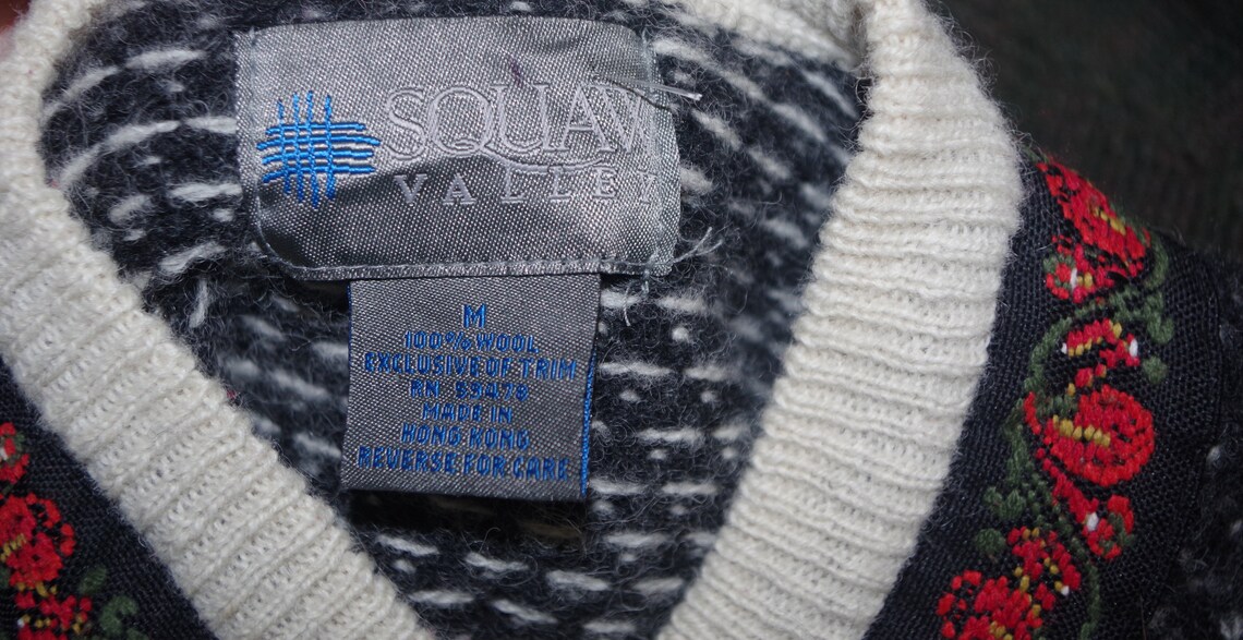 Vintage Squaw Valley Wool Metal Button Slouchy Cozy Cardigan Sweater Size:M, photo 3 of 3