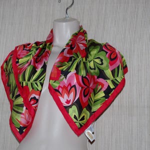 Talbots Seidenschal Orange Grün Blumenmuster 66 x 66 cm