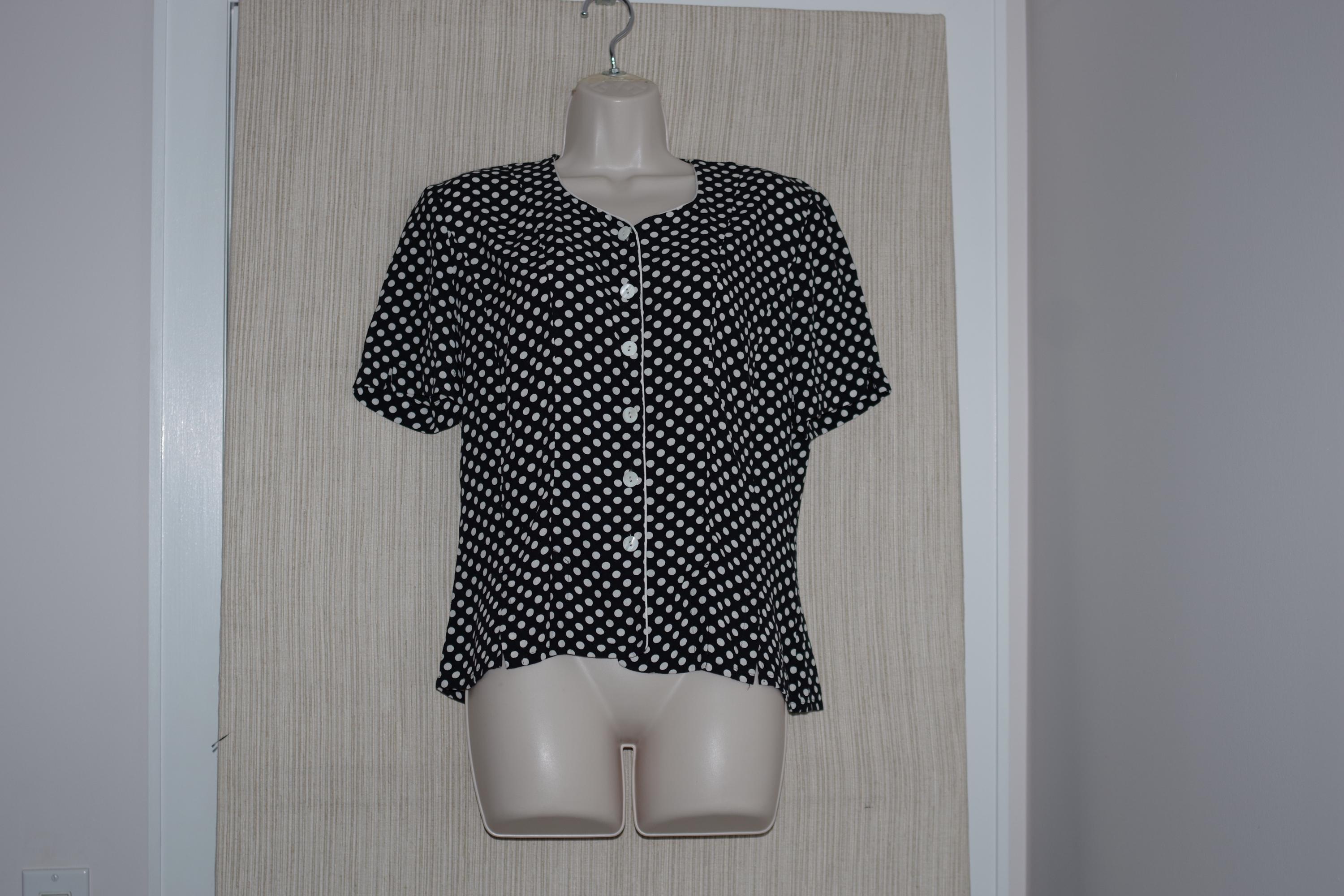 Betty Barclay Black White Polka Dots Viscose Short Sleeve Button