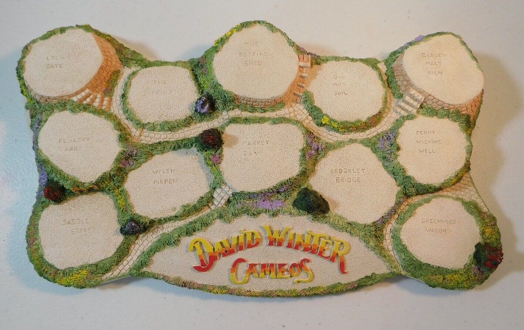 DAVID WINTER 1992 Cottages Diorama Bright Cameos Base - Etsy