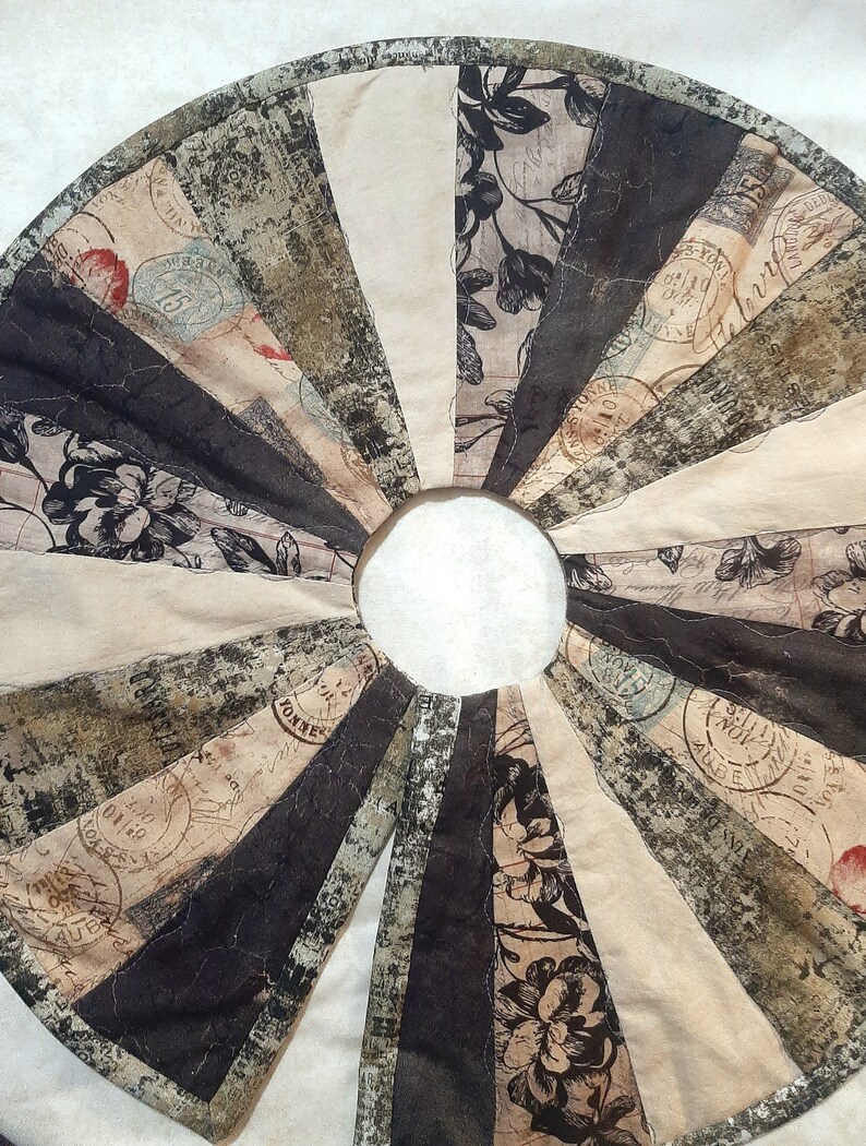18 in Goth Grungy Tree Skirt, Shabby Mini Tree Skirt Etsy