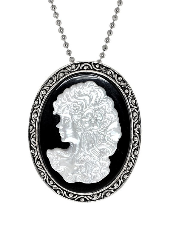 Victorian Genuine Mother of Pearl Carved Lady Port