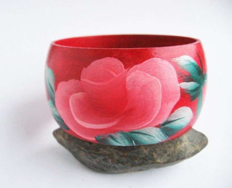 Hand-painted wood bracelet FLOWERS beautiful green and red Ecological image 1