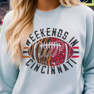 Fines de semana en Cincinnati, fútbol svg, grunge desgastado, archivo digital, archivos svg para cricut, sublimación, clipart png, planchado