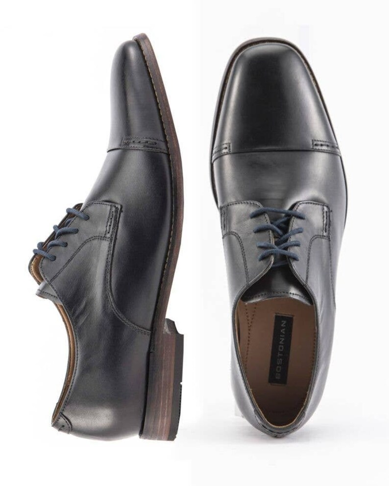Bostonian Mens Narrate Cap Dress Oxford Bostonian Mens Narrate Cap Dress Oxford