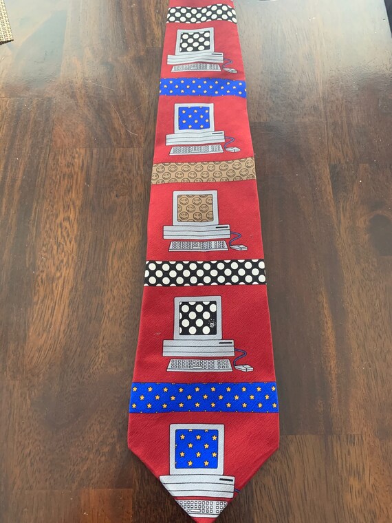 Screen Saver Tie Vicky Davis computer tie Gem