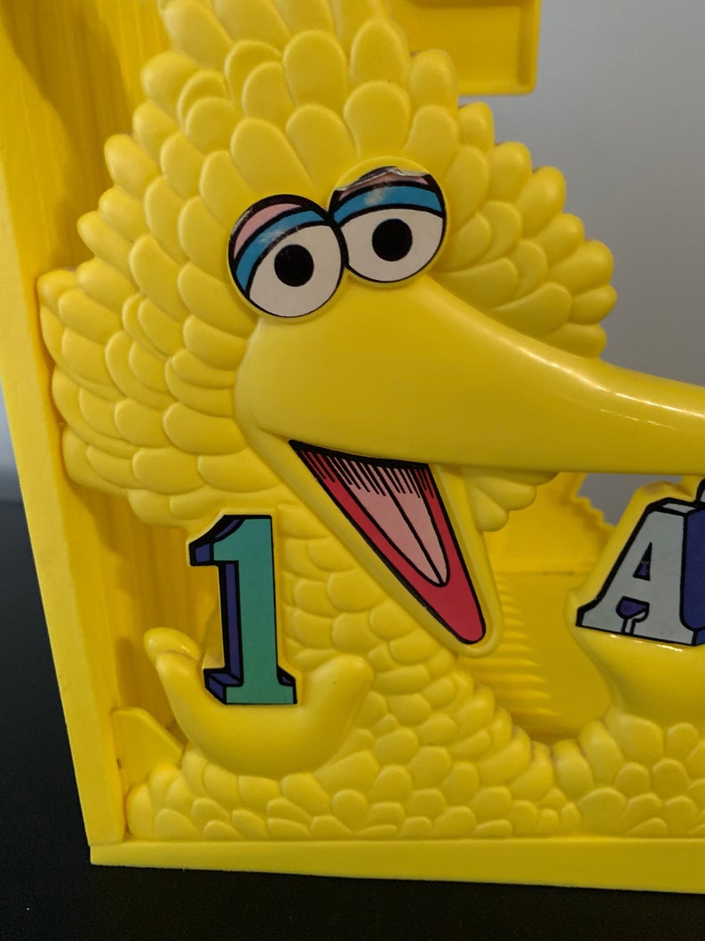 Sesame Street Library Book Shelf Ends With Special Christmas Book 1979