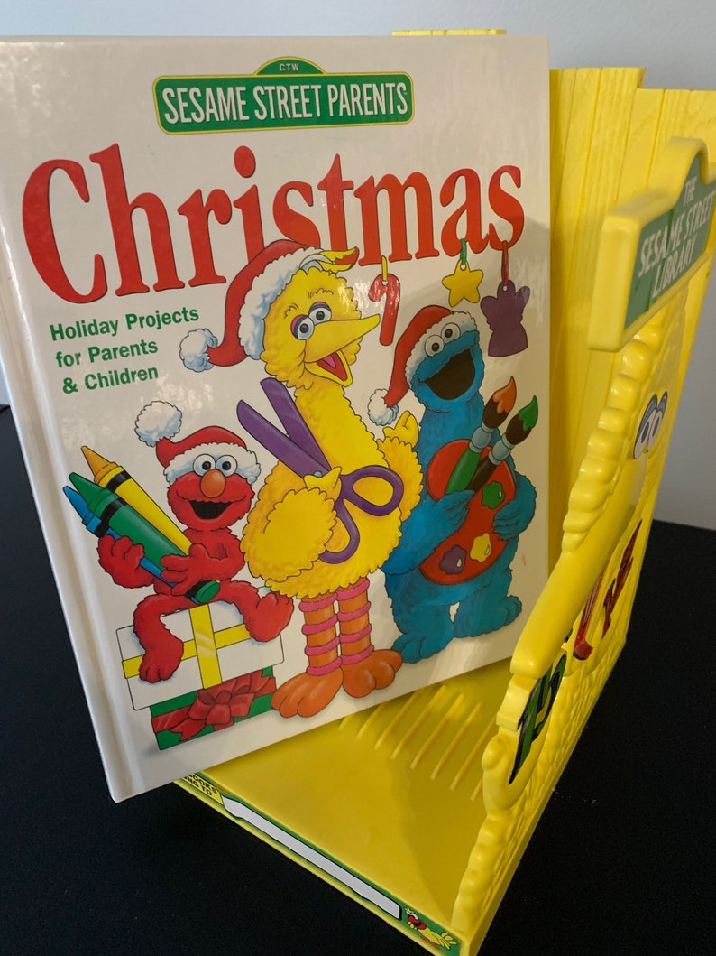 Sesame Street Library Book Shelf Ends With Special Christmas Book 1979