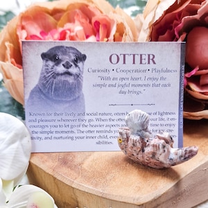 Soapstone Otter - Spirit Animal Totem Power Gemstone Crystal Stone Statue Home Sculpture Altar Natural Decoration Interior Gift Carving Peru