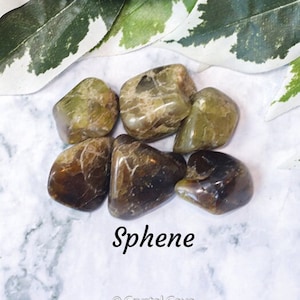 Sphene Crystal Tumbled Stone Polished Gemstone / Spirituality Consciousness Goals / Smooth Mineral Decoration Tumble Rock Titanite Brazil