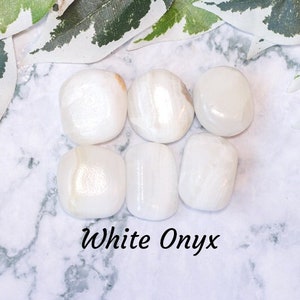 White Onyx Crystal - Tumbled Stone Polished Gemstone / Cleansing Meditation Harmony / Zodiac Leo Crown Third Eye Chakra Rock Puebla Mexico