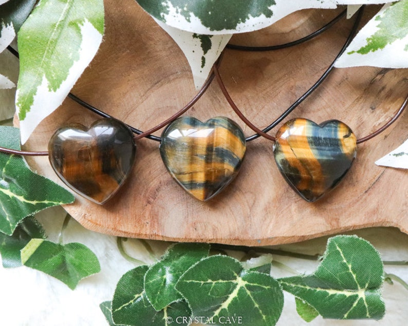 Tiger/'s Eye Heart Pendant Crystal Necklace Drilled Stone Jewelery Polished Rock Bead Healing Gemstone Courage Self-Confidence Strength