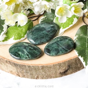 Green Jade Pocket Stone - Palm Stone - Hand Stone - Cabochon Natural Polished Crystal Gemstone Flat Cuddle Tumbled Healing Gem Slab Raw