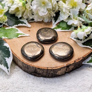 Chalcopyrite Pocket Stone - Palm Stone Hand Cabochon Natural Polished Crystal Gemstone Flat Tumbled Healing Gem Disk Nature Peru Pyrite
