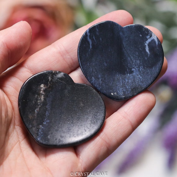 Black onyx worry stone discount