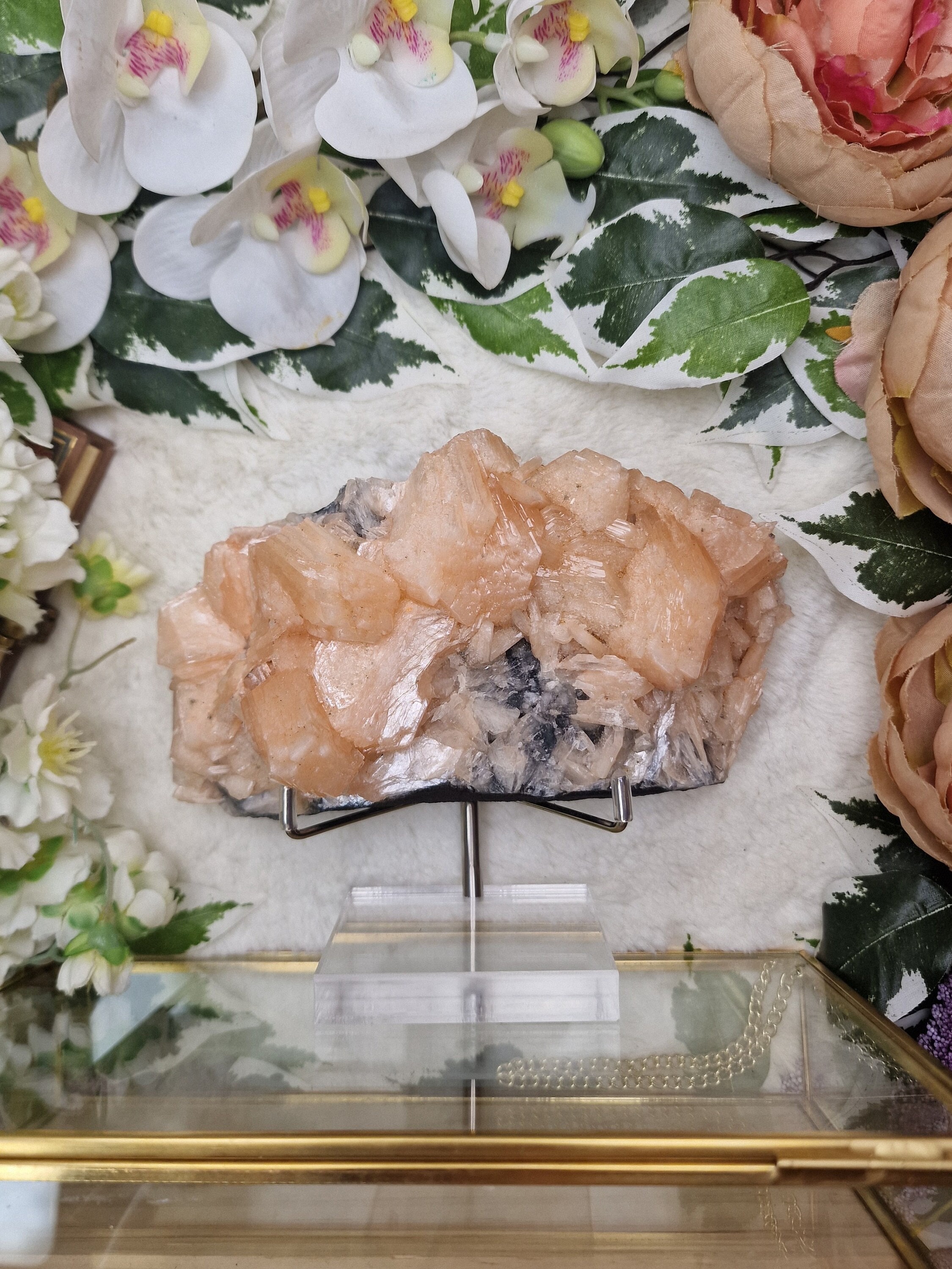 Black Chalcedony With Stilbite and Apophyllite Cluster From India