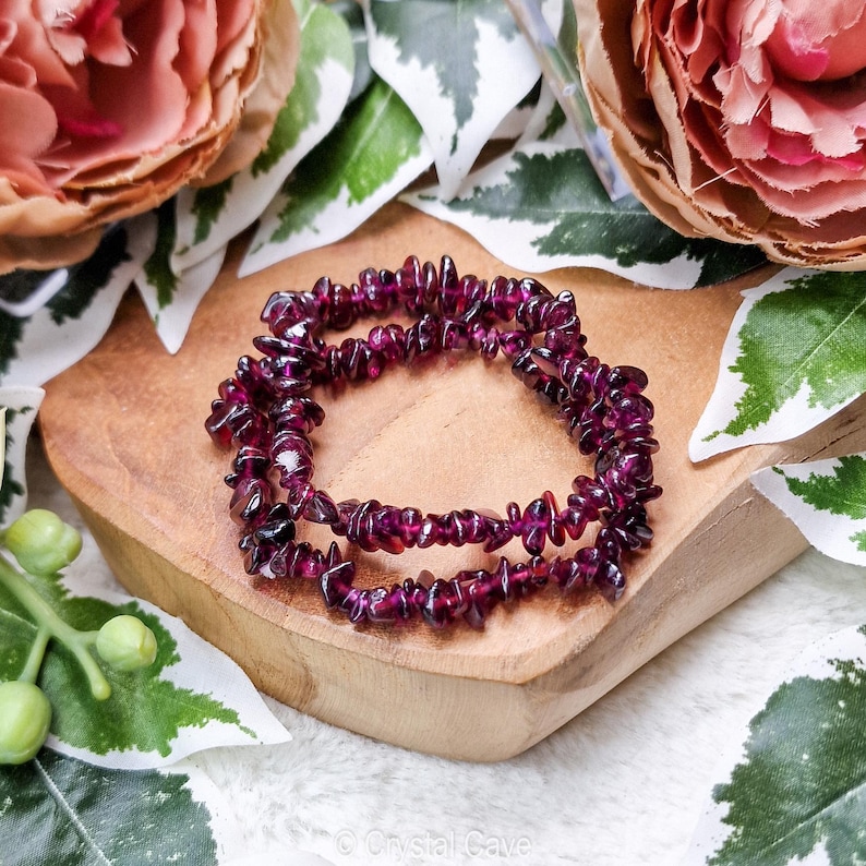 Length For Grade R Rhodolite Bracelet / One Size Gemstone Jewelry Stretch Stone Beads ...