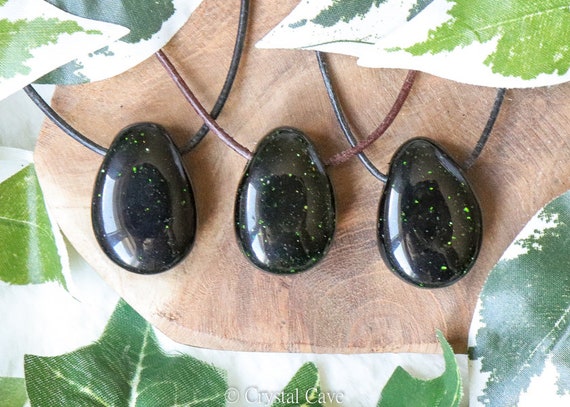 Green goldstone best sale pendant