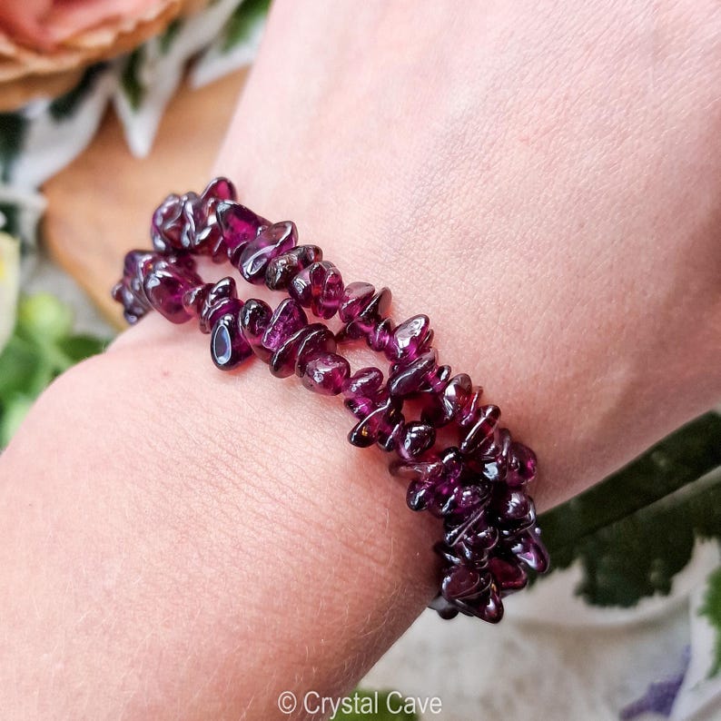 Length For Grade R Rhodolite Bracelet / One Size Gemstone Jewelry Stretch Stone Beads ...