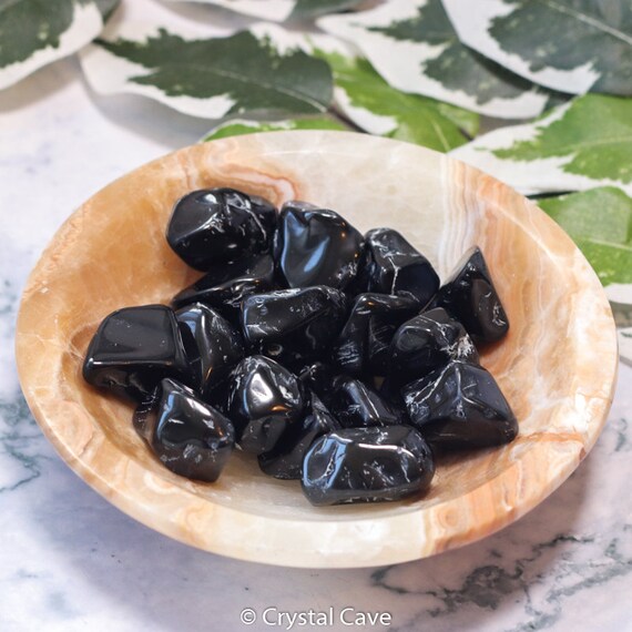 Black Spinel Crystal Tumbled Stone Polished Gemstone / Innovation