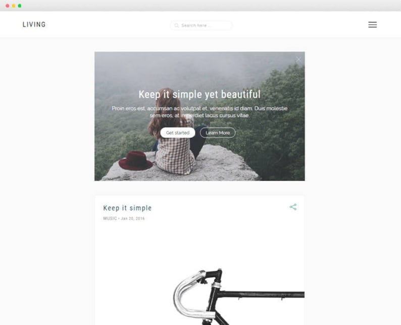 Puede incluir: Una captura de pantalla de un sitio web que muestra a una mujer sentada en una roca con un fondo de bosque brumoso. El texto en el sitio web dice "Keep it simple yet beautiful" y "Keep it simple".