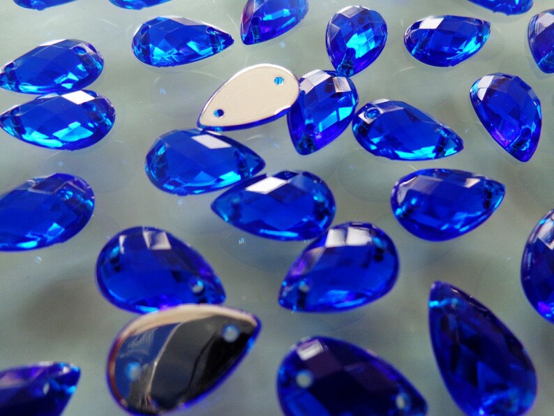 400pcs 8*13mm crystal Royalblue colour water drop shape Sew on Rhinestone Acryl stones strass Diamond Gemstone